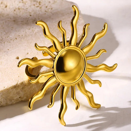 Bague ajustable grand soleil aux rayons ondulés