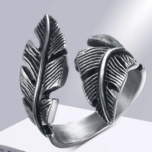 Anello regolabile con piuma argentata