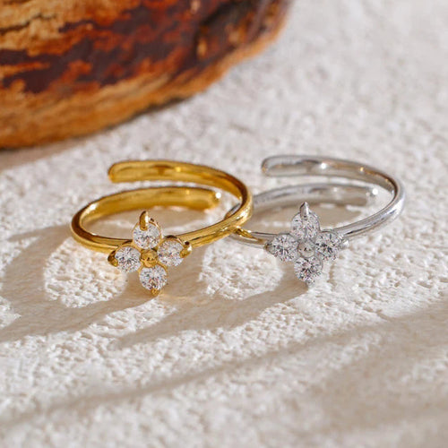 Bague ajustable trèfle et strass argent