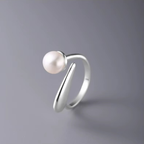 Charmanter Ring mit Perle für Damen