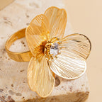 Anello Fascia Grande Fiore Delicato oro