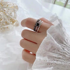 Silberner Ring mit schwarzem Herz für Damen