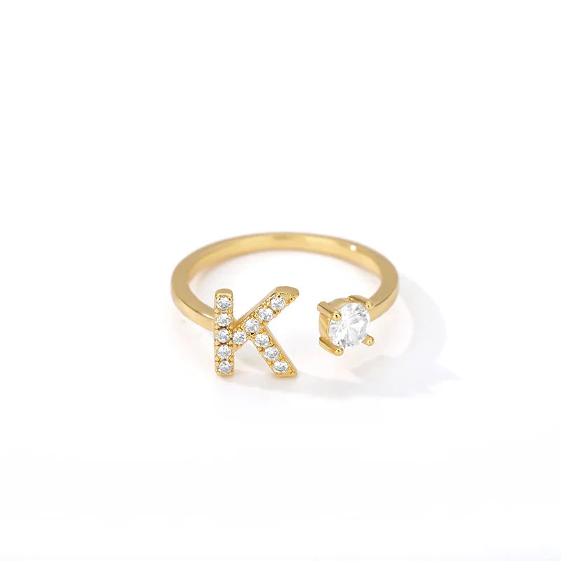 Personlig ring med initialen k