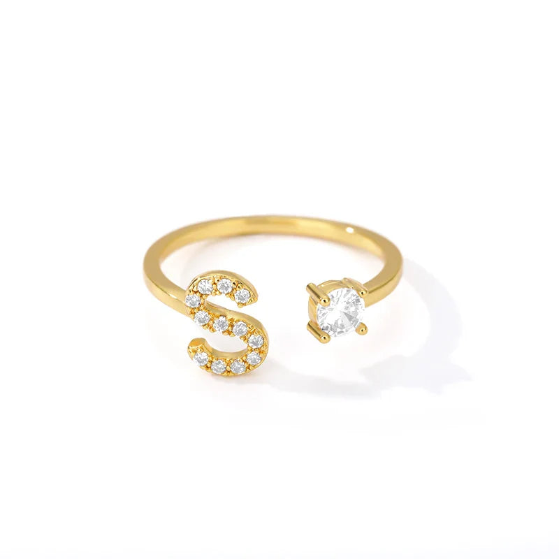 Personlig ring med initialen s