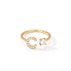 Personlig ring med initialen c