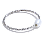 Anello con perla d'acqua dolce argento
