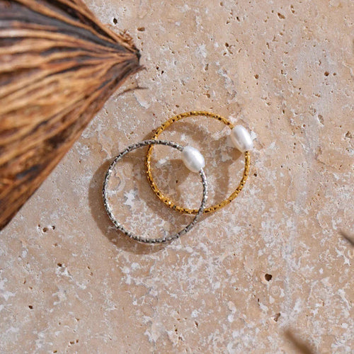 Bague avec perle d'eau douce or