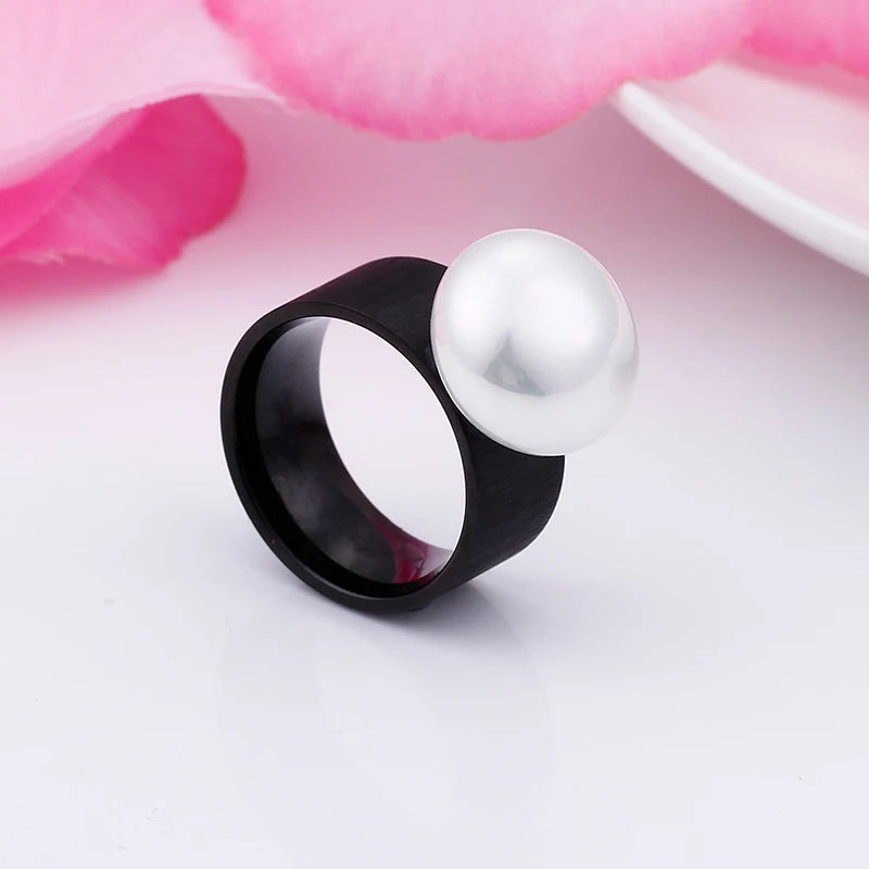 Retro-Stil Ring mit schwarzer weißer Perle