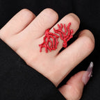 Ring aus Korallenästen