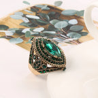 Bague avec Cristal Vert