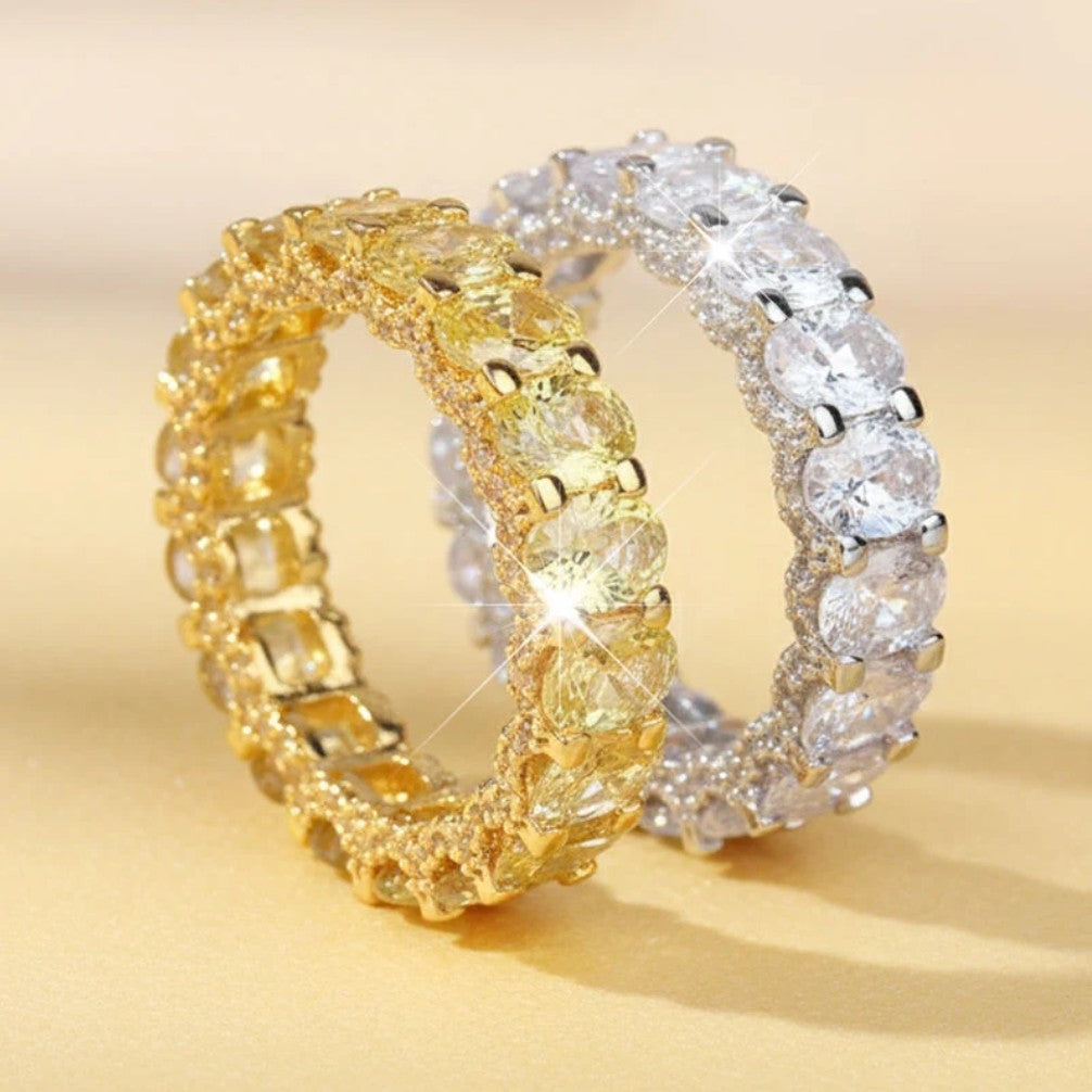 Full circle sparkling zircon ring 