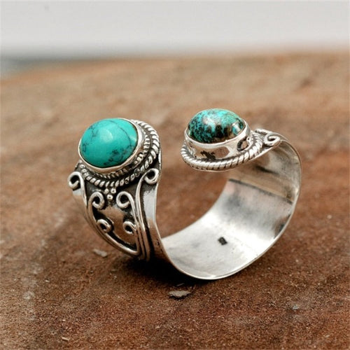 Ethnischer Ring mit Natursteinen
