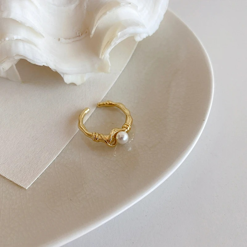 Bague Femme avec Perle Blanche or