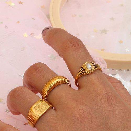 Anello da donna in stile vintage con perla
