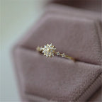 Damen Schneeflocken Ring Winter Gold