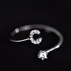 Bague initiale femme - lettre c