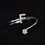 Bague initiale femme - lettre f