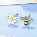 Bee and daisy flower earrings