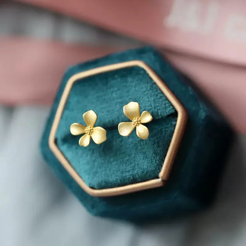 Boucles d'Oreilles Clou Fleur élégantes