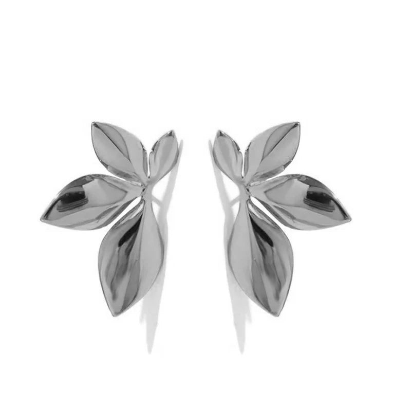 Orecchini a perno Fiori argento