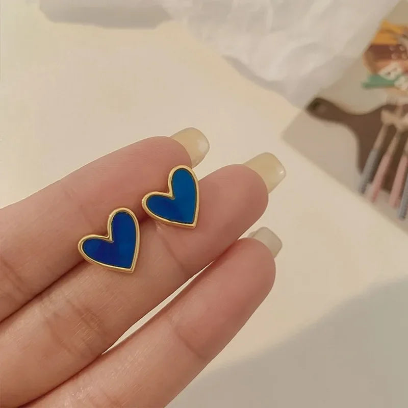 Blue mother-of-pearl effect heart earrings