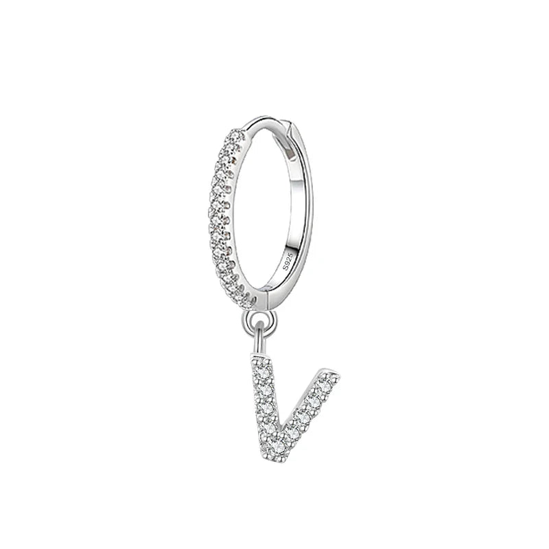 Boucles d'oreilles créoles avec initiale v