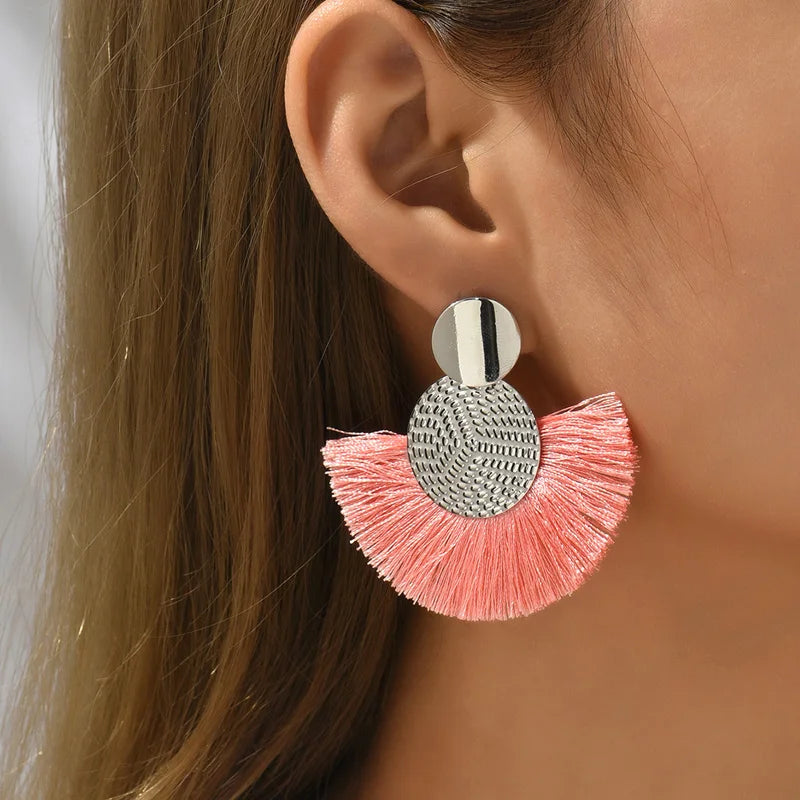 Boho-Stil Hängende Ohrringe in rosa Fächer