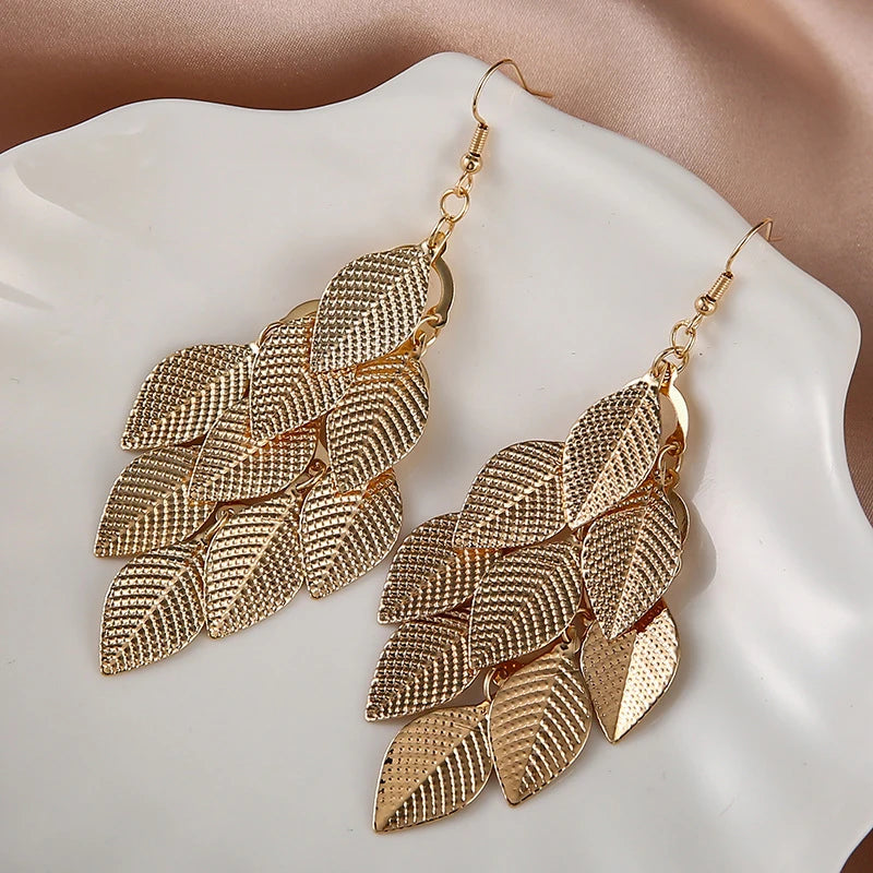 Boucles d'Oreilles Pendantes Feuilles Femme or