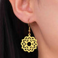 Hängende Mandala-Ohrringe Damen Gold