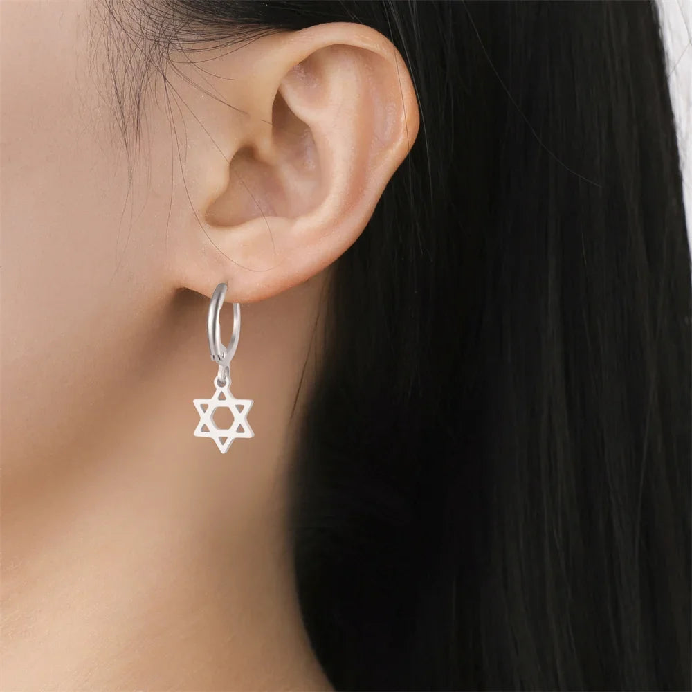 Dangling earrings for women with the symbolic Jewish Star of David in silver