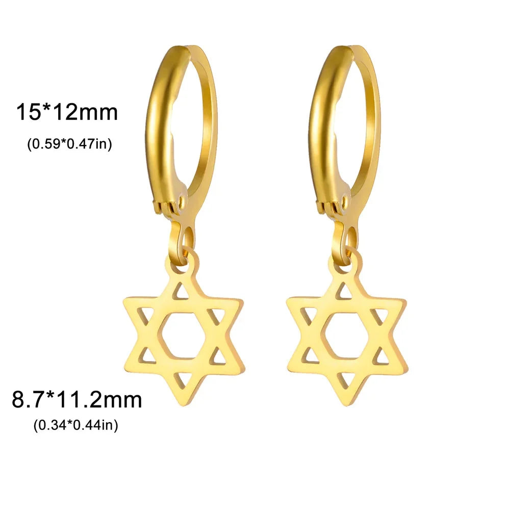 Dangling earrings for women with the symbolic Jewish Star of David in gold