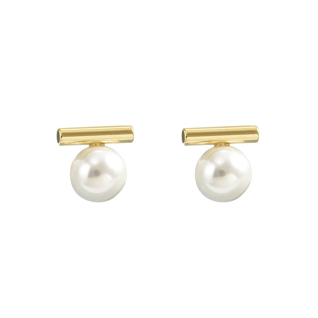 Orecchini con perla e barra geometrica