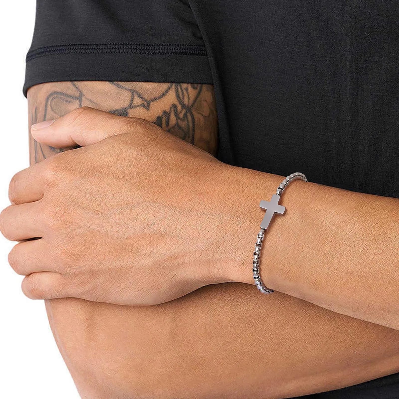 Bracelet avec croix horizontale