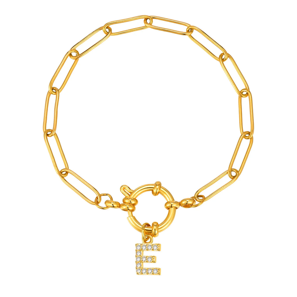 Bracelet personnalisé avec initiale e