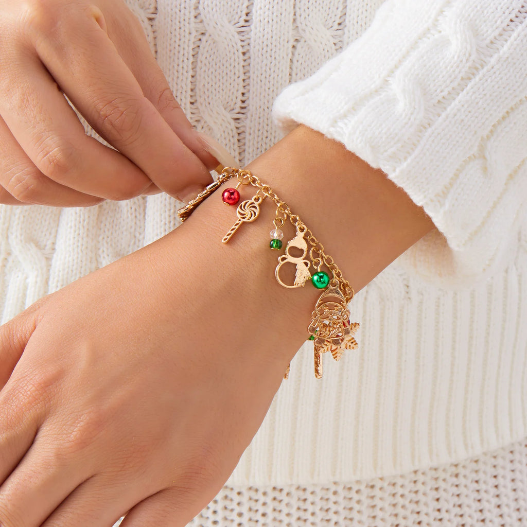 Armband mit Weihnachtsanhängern