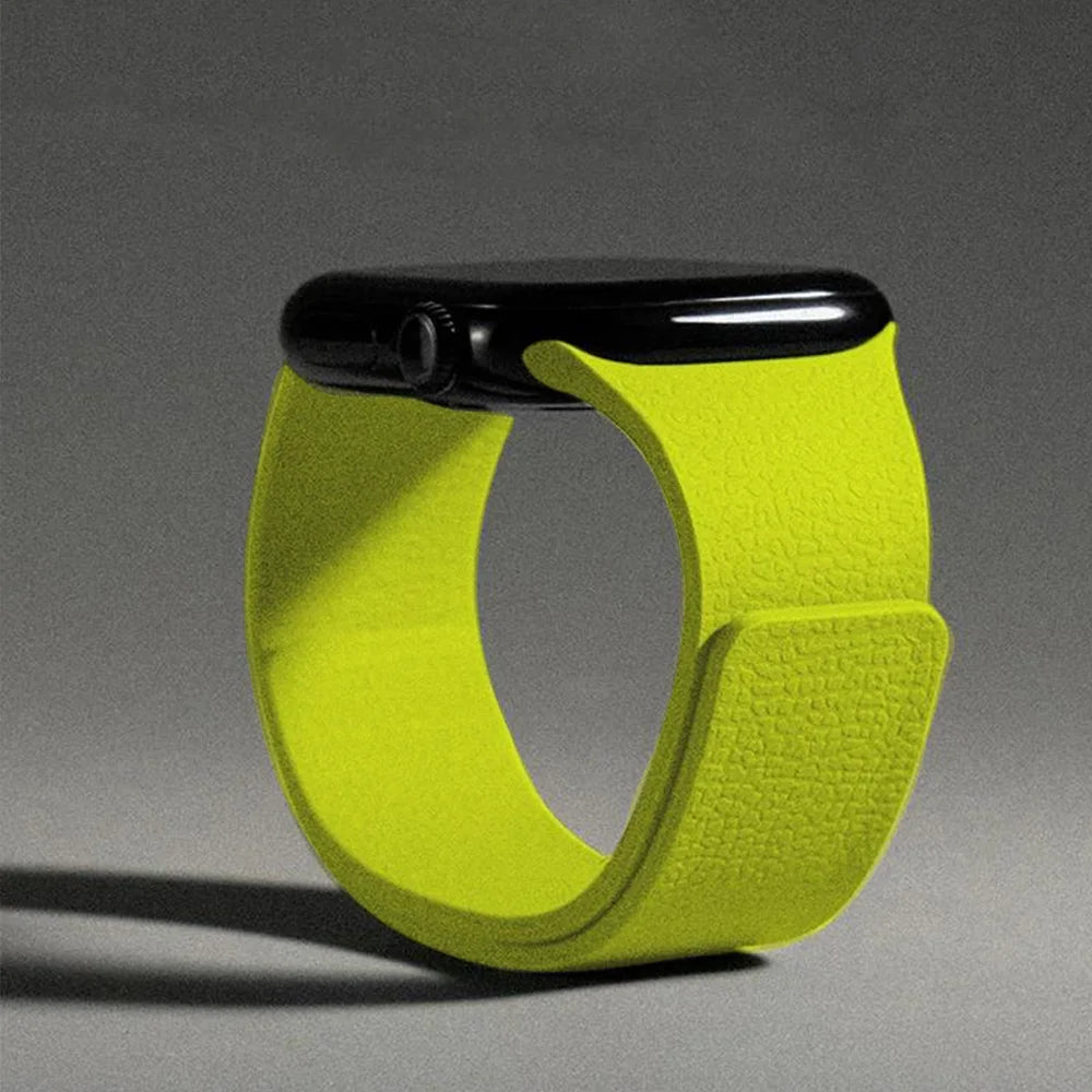Cinturino di ricambio per Apple Watch in silicone magnetico giallo fluo