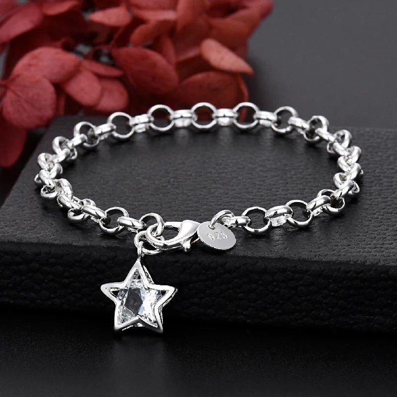 Elegantes Armband mit Stern
