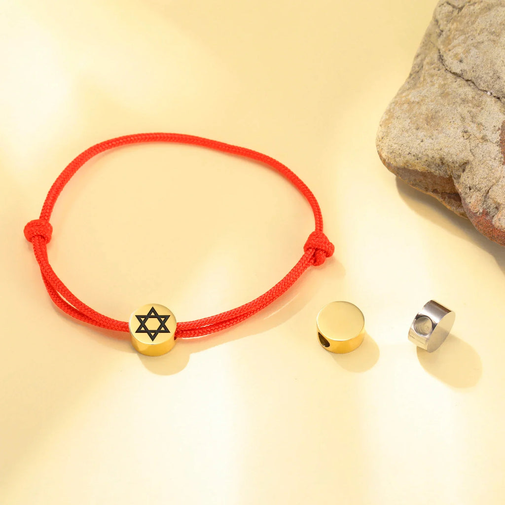 Náramok z lana so židovským symbolom červená a zlatá <span data-glossary-id="star_of_david">hviezda Dávida</span>
