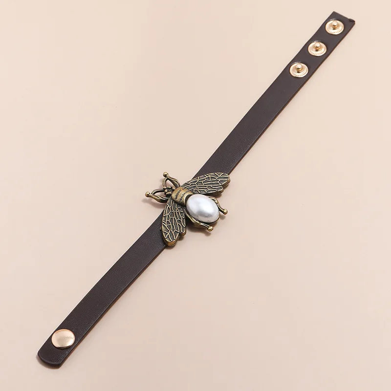 Pulseira feminina abelha