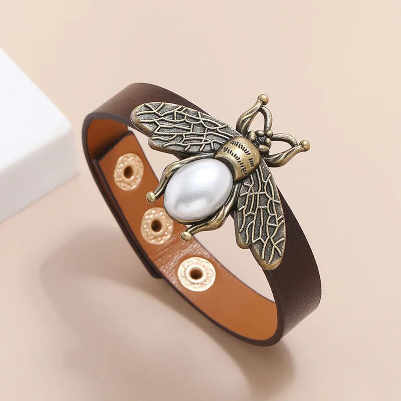 Pulseira feminina abelha