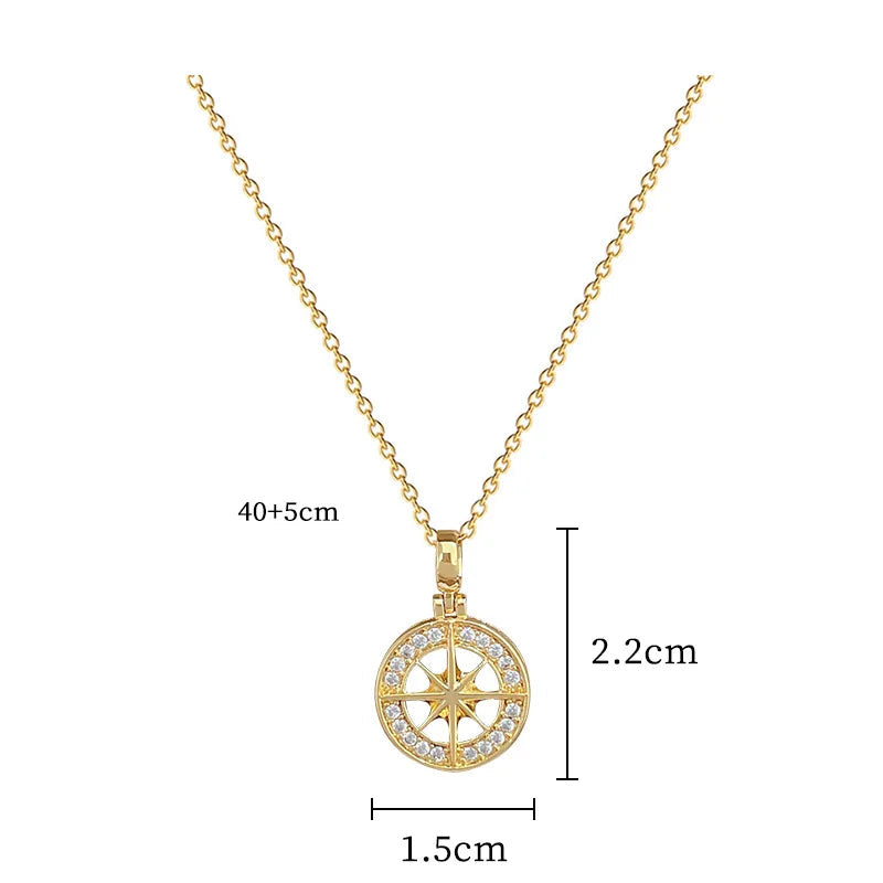 Collier avec Pendentif Boussole avec Zircon Rose des Vents