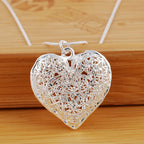 Collana con ciondolo cuore fogliame