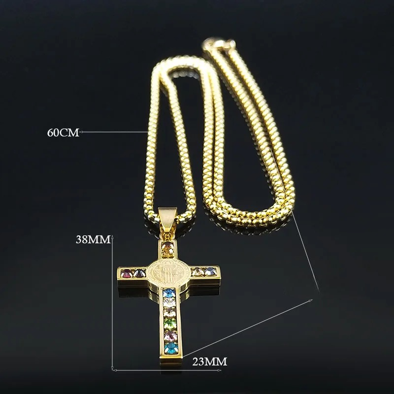 Collier avec pendentif croix de saint Benoît multicolore