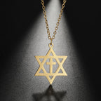 Collier avec pendentif croix et l'étoile de David symboles juifs orthodoxes or