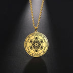 Collier avec Pendentif Cube Métatron or