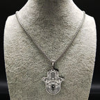 Men's necklace with pendant for protection against the evil <span data-glossary-id="oeil">eye</span> and Arab Fatma hand