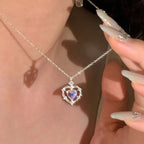 Collier avec pendentif double coeur pierre de lune