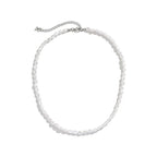 Collana con pendente a perla ovale