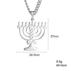 Halskæde med symbolsk jødisk Menorah vedhæng