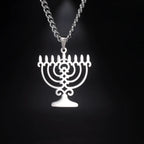 Halskæde med symbolsk jødisk Menorah vedhæng